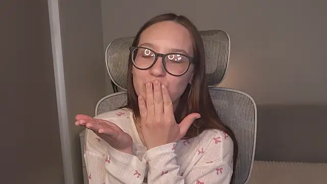 WhyEmmyCry's Live XXX Chat