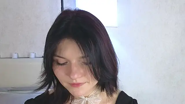 Chat +18 de NyraVesperis ao vivo