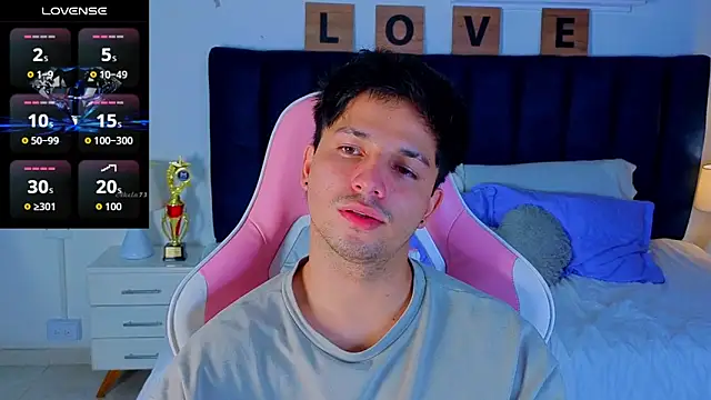 Issac_james_'s Webcam Show
