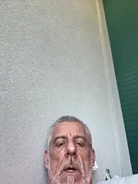 PierPesaroX Show in webcam