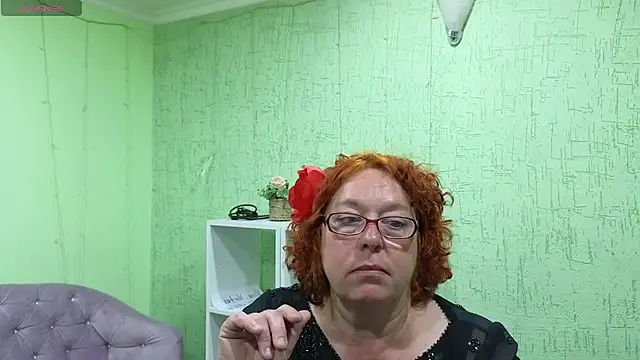 Živý XXX chat Fara_Flutte