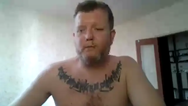 Chat +18 de BABA_YAGAGA ao vivo