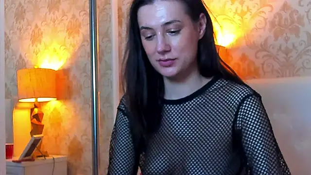 Chat +18 de JuliaHunts ao vivo