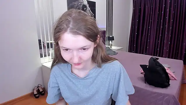 Chat +18 de NikaRain ao vivo