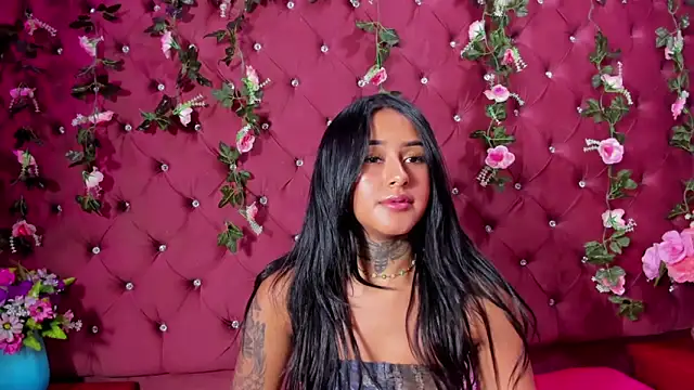 Chat +18 de Molly_Brunette_ ao vivo