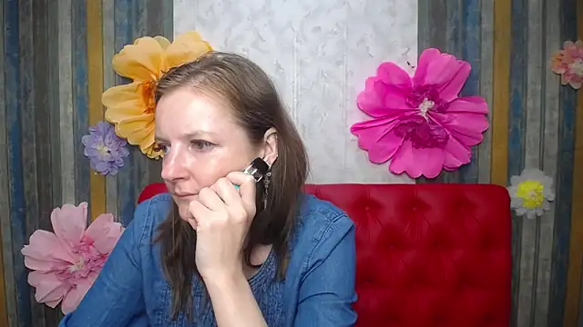 MeganPirs' Live XXX Chat