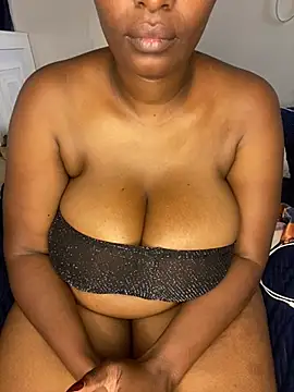 Naughty-sonia2's Webcam Show