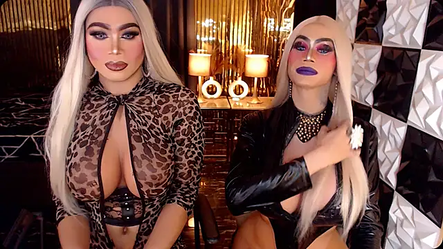 Show de MonstrousCockDiva na webcam