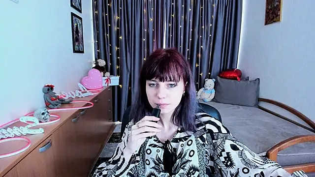 Онлайн чат XXX MiniLysii