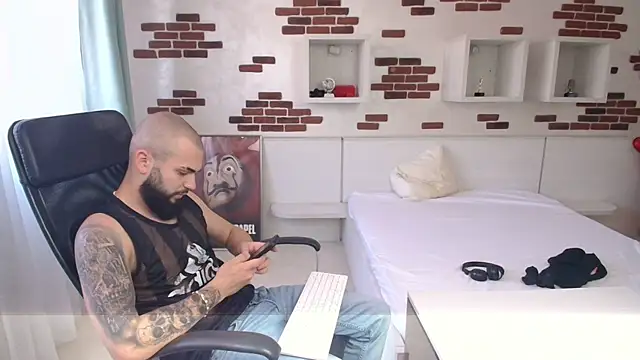 OscarWillss Adlı Modelin Web Kamerası Şovu