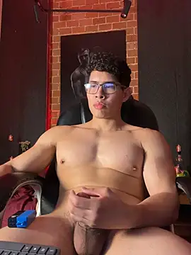 GrayAndrews Live XXX-chat