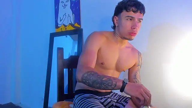 Show de iNoah_sins na webcam