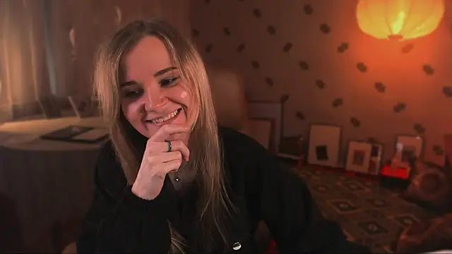 MiaSparkes' Live XXX Chat