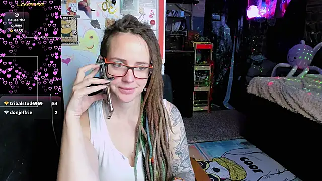 LisaFoxy_y's Live XXX Chat