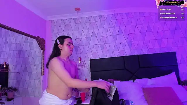 Chat XXX en directo de JustinePerry