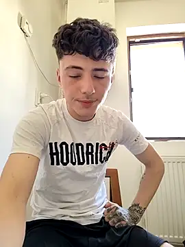 denysio89 Show in webcam