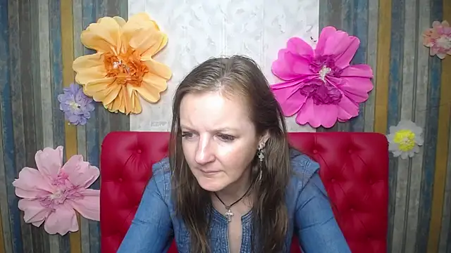 MeganPirs Chat XXX live