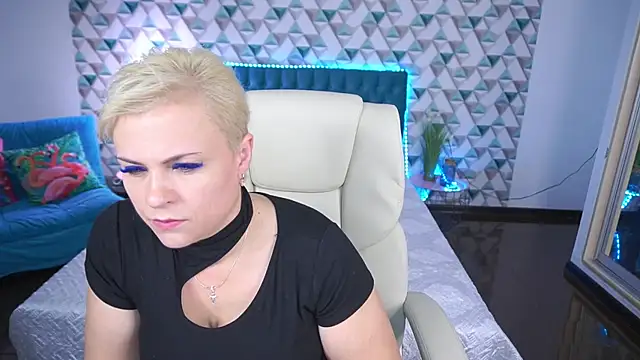 CrystalVibe Cameră chat live