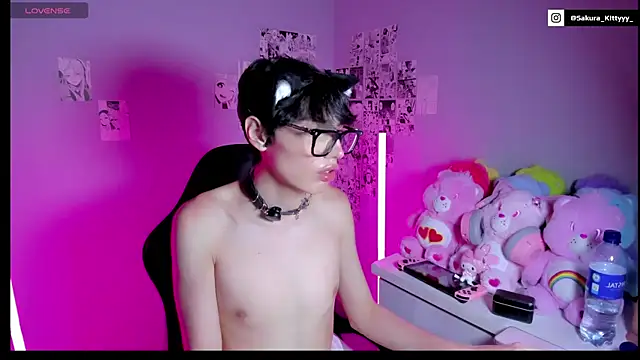 Sakura_Kitty_ Adlı Modelin Web Kamerası Şovu