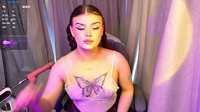EvaaLane's Live XXX Chat