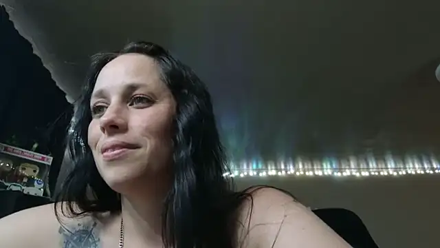 mavismable's Live XXX Chat