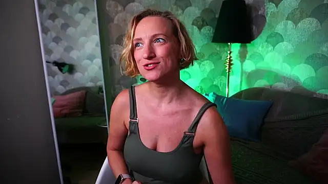 UmaTruewoman's Live XXX Chat