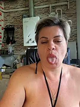 Živý XXX chat MilkySky