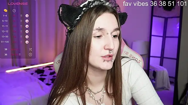 Alice_Goth élő XXX-chatje