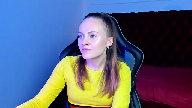 LumeriSoren's Live XXX Chat