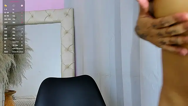 paulette_bustamante_ élő XXX-chatje