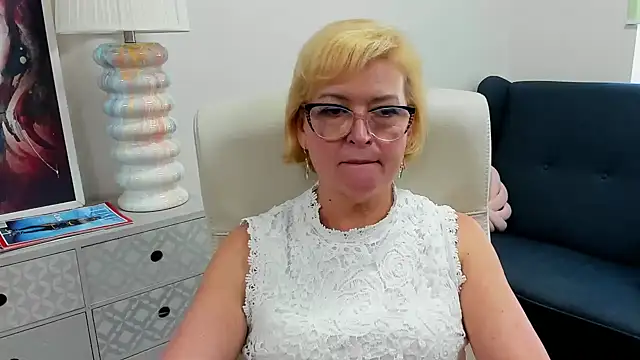 luna_xfantasy webkamerás műsora