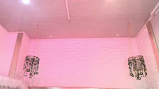 jhade_fox's Live XXX Chat