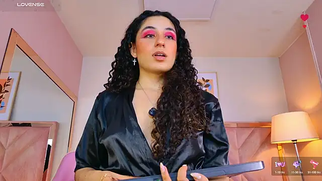 DemiJones_ live XXX chat