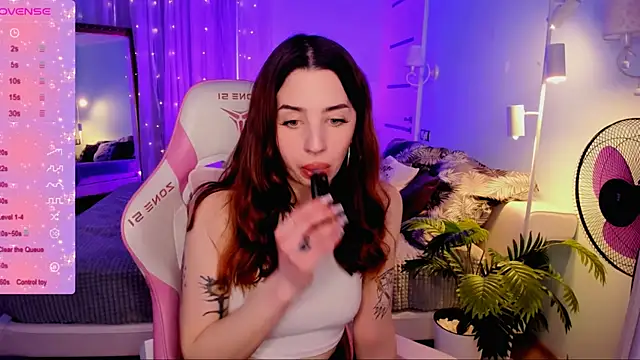 CharliGrace_'s Live XXX Chat