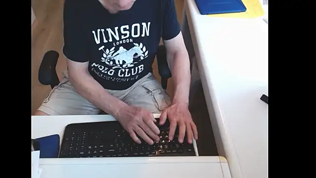 Show modela dutchpornking na web-kameri