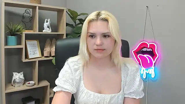 SweetLilyxo Adlı Modelin Canlı XXX Sohbeti