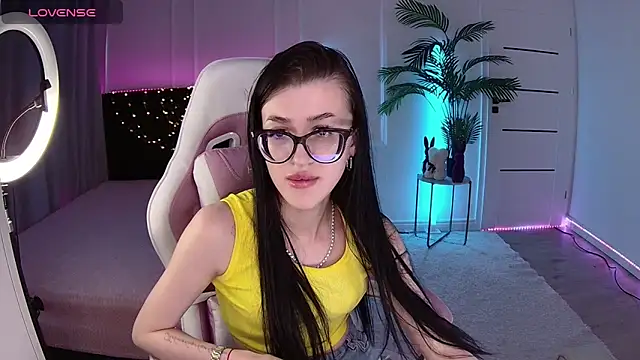 Ariella_Me élő XXX-chatje