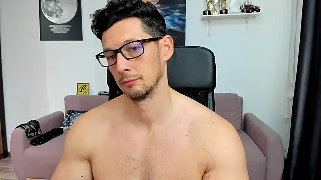 Chat XXX en directo de BrutusK08