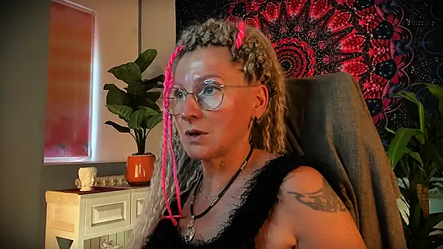 UmaSpace webkamerás műsora