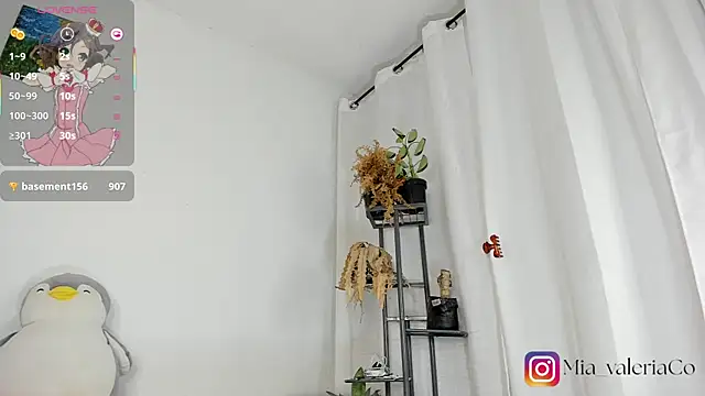 Chat XXX ao vivo de Mia-Valeria-
