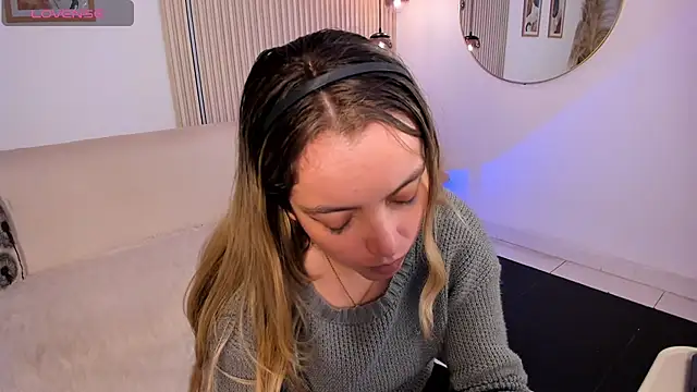 ana_ev élő XXX-chatje