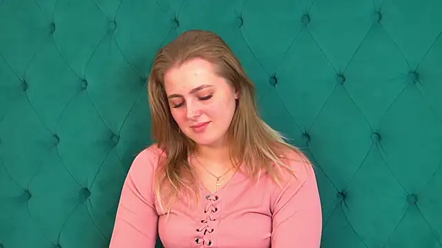 Chat +18 de EllaBells ao vivo