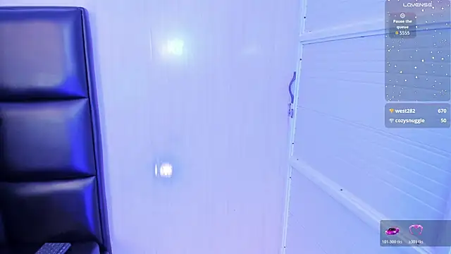 TallSnuSnu's Live XXX Chat