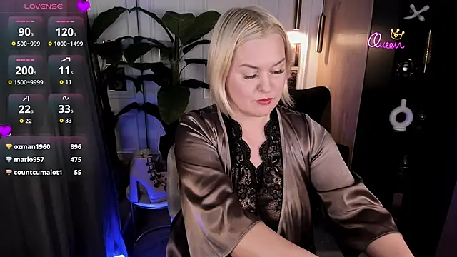 Chat +18 de YolandaKiss ao vivo
