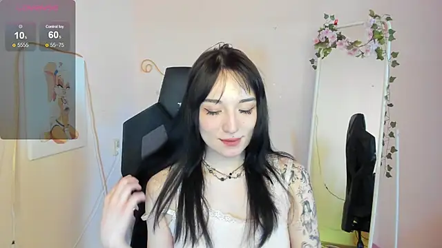Онлайн чат XXX AliceeinWonderlanddd