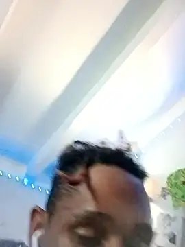 TheRealMrDLlong's Webcam Show