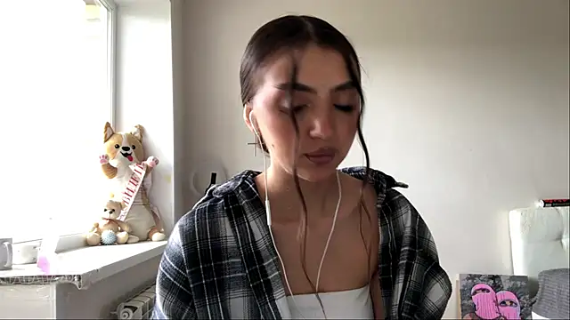 AlvinaMair's Live XXX Chat