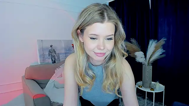 FollowLovee élő XXX-chatje
