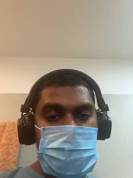 IndianguyinUK webcam show