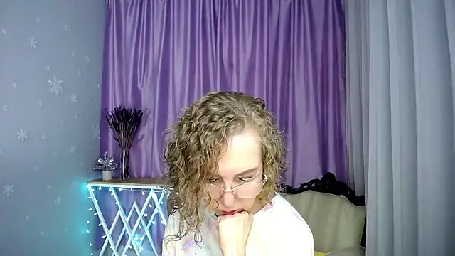 queen_a_n_i Webcam-Show